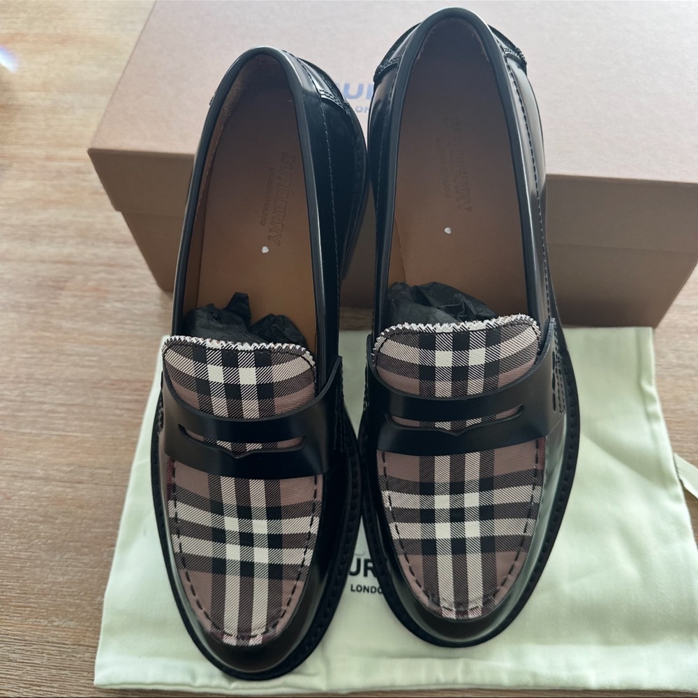 Burberry MENS Black Croftwood Slip-On
Loafers 42.5 - Picture 8 of 10